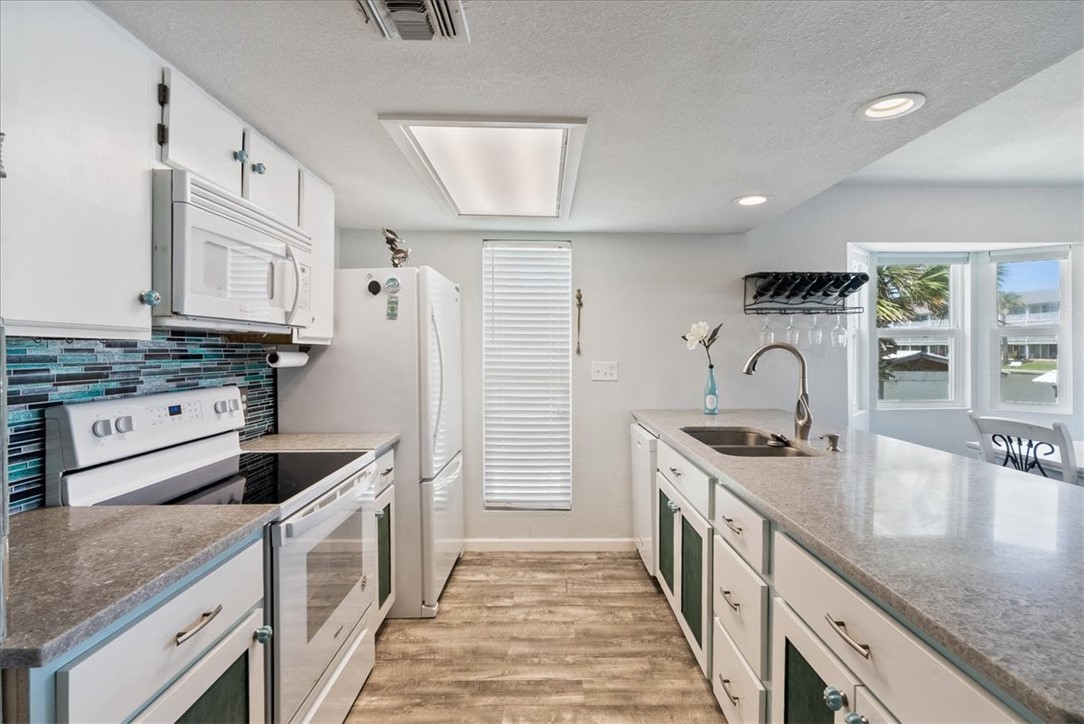 2292 N Fulton Beach Road 501 Property Photo 3