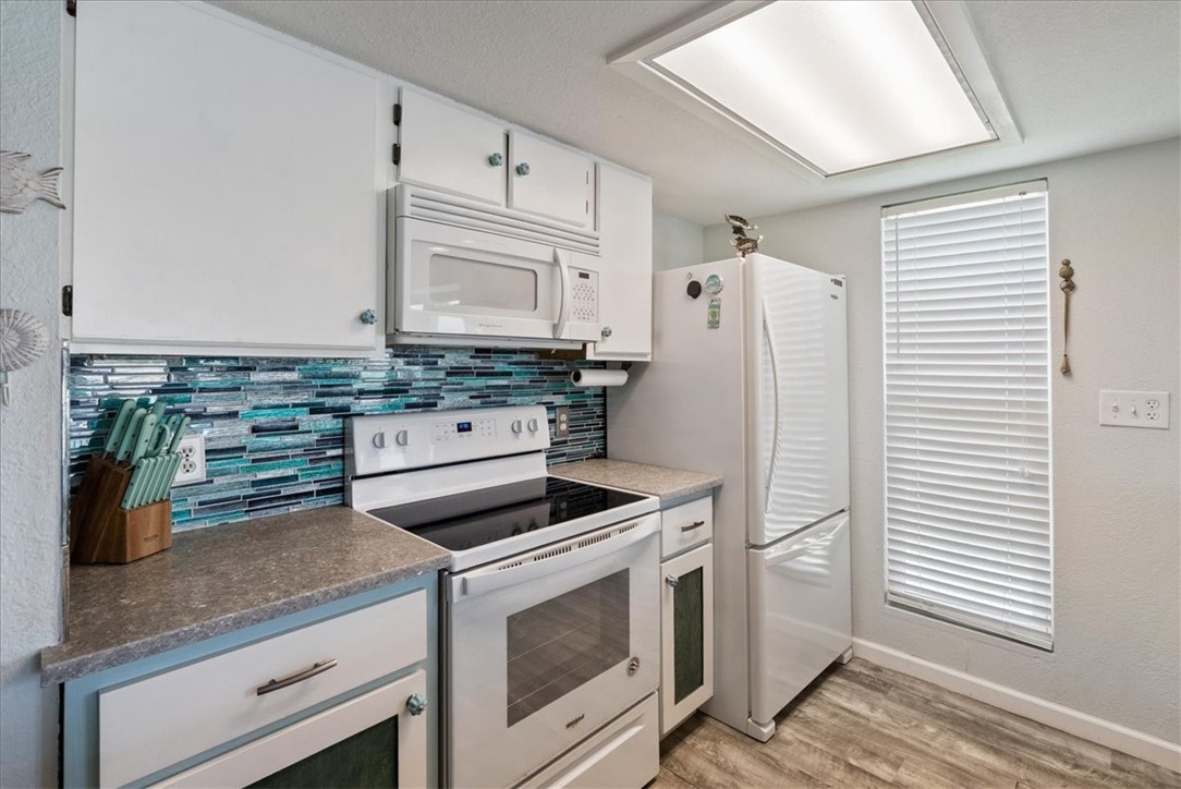 2292 N Fulton Beach Road 501 Property Photo 4