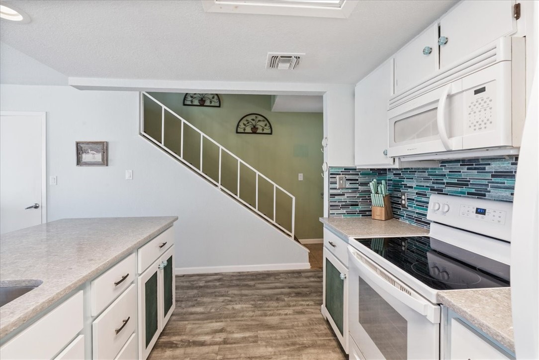 2292 N Fulton Beach Road 501 Property Photo 6