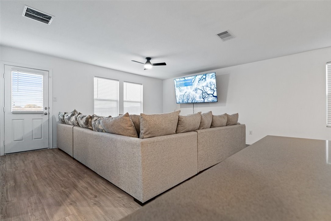 13262 Wrangler St Property Photo 12