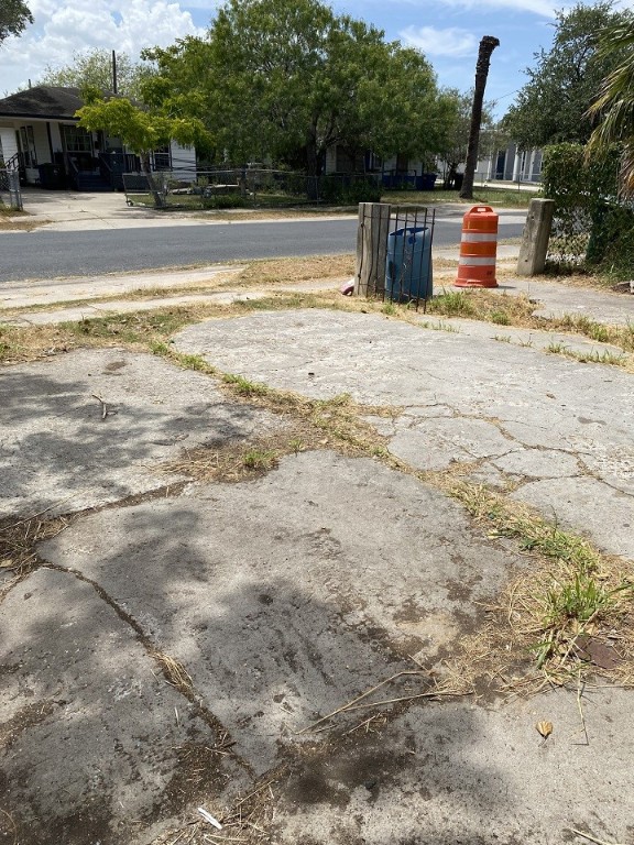 4328 Molina Dr Property Photo 4