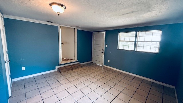 305 E Milam St Property Photo 15