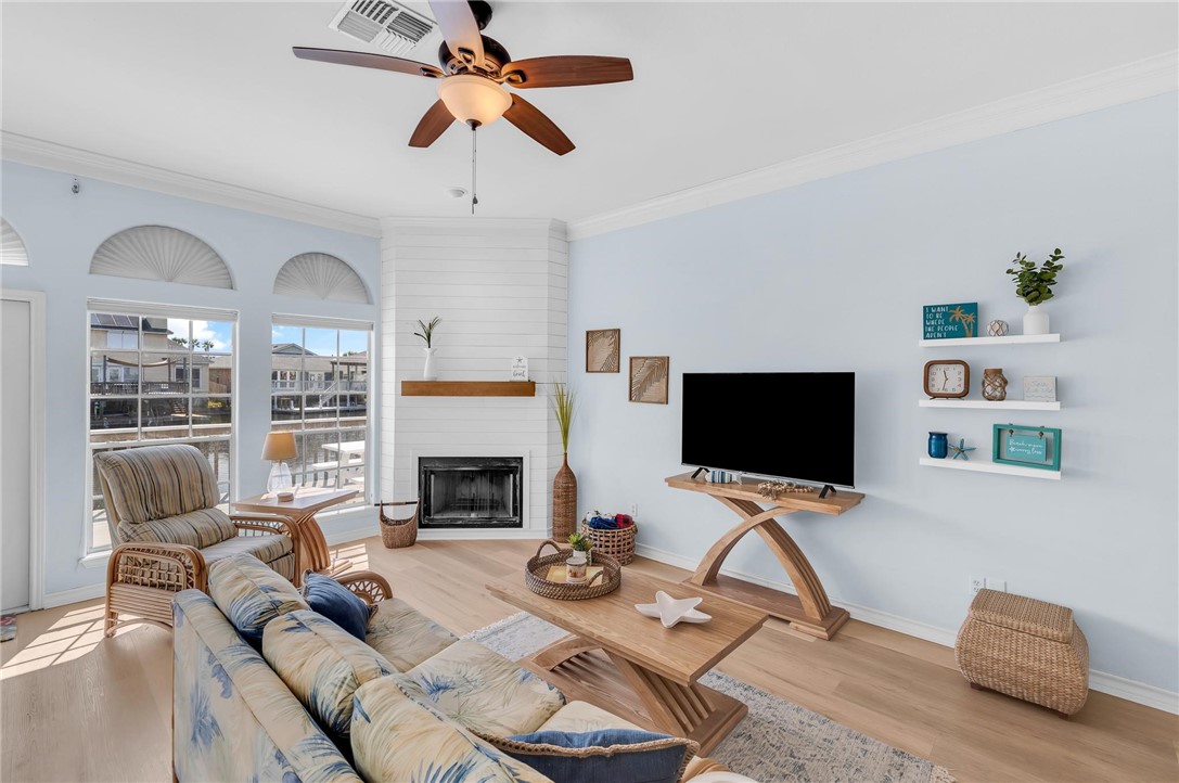 15314 Bowsprit Ct Property Photo 8