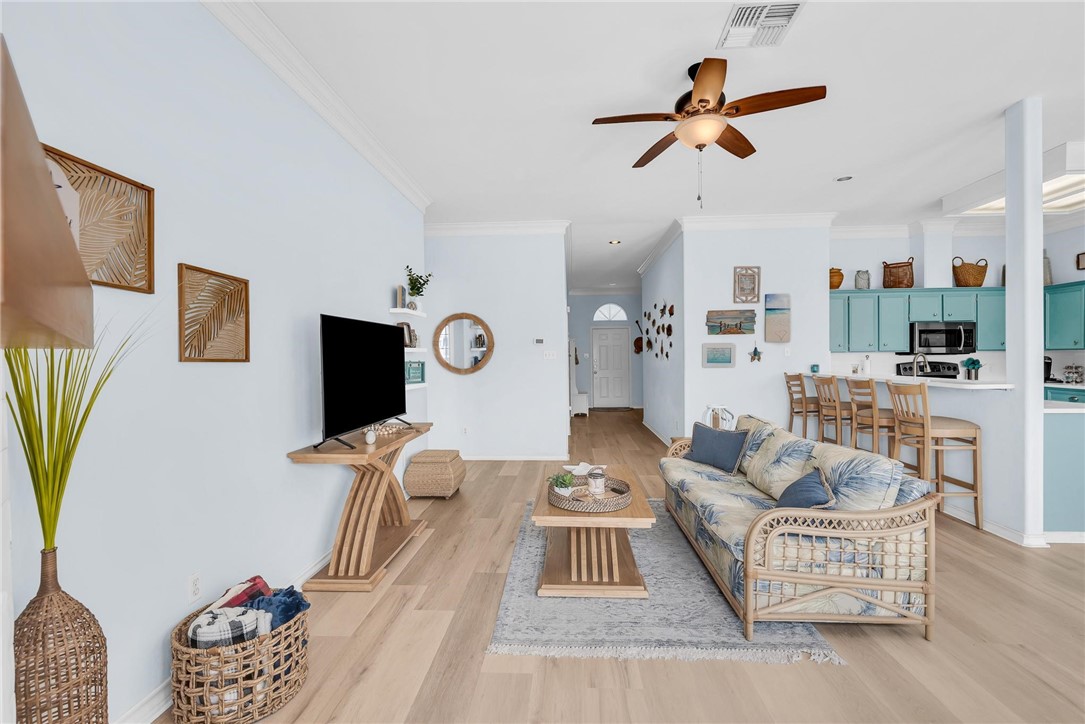 15314 Bowsprit Ct Property Photo 9