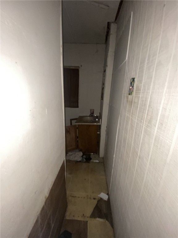 629 Sw 7th St Property Photo 8