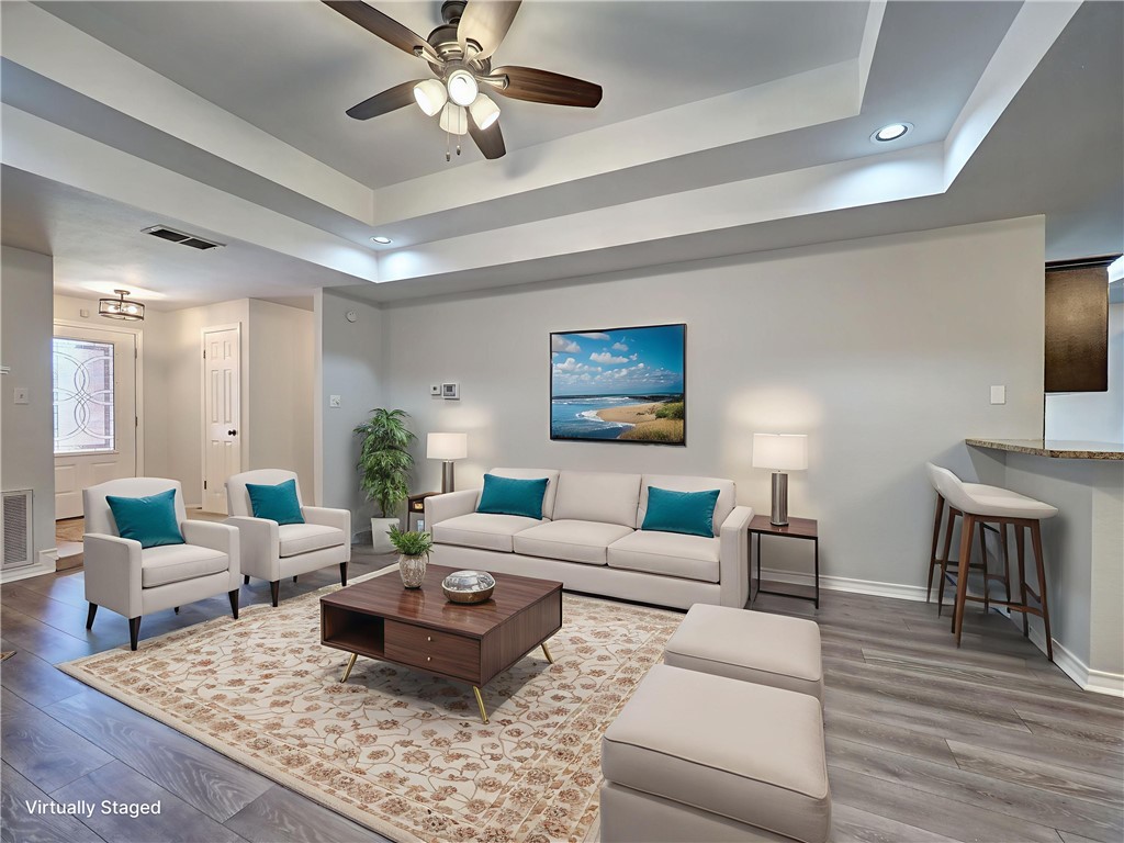 4237 Ridge View Dr Property Photo 3