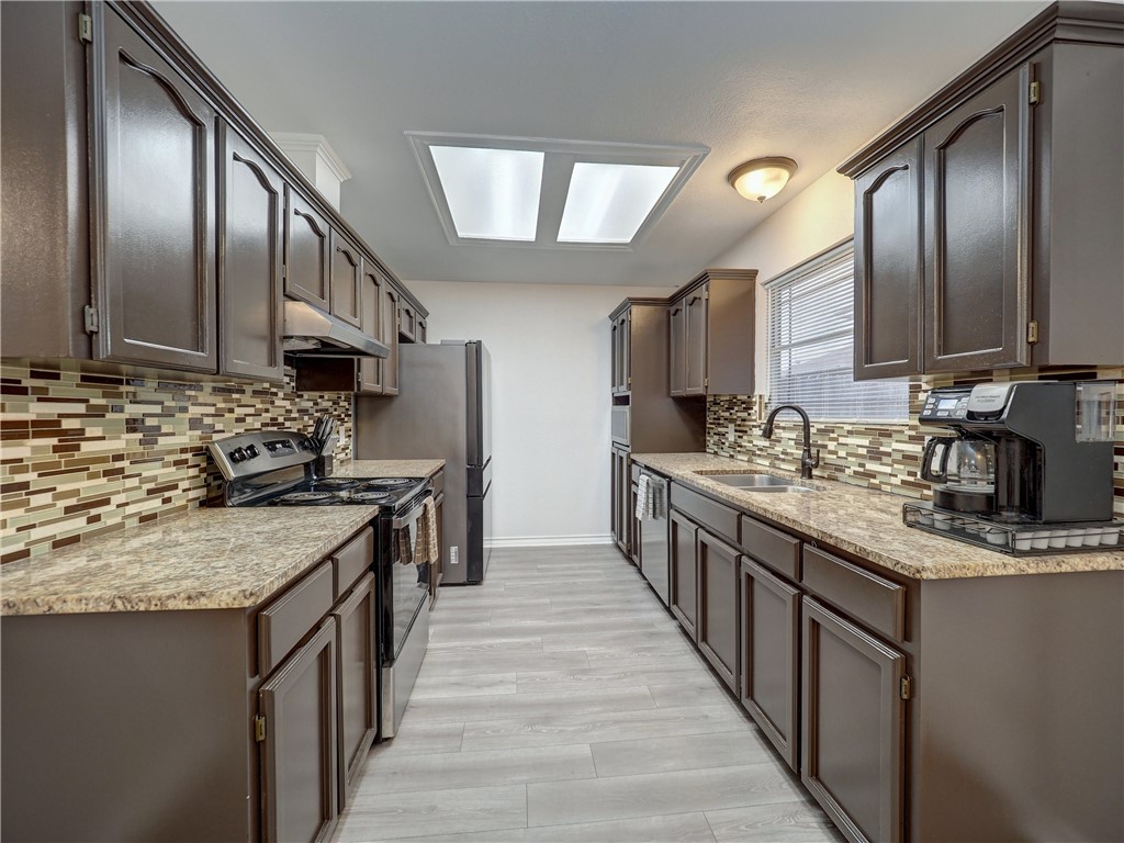 4237 Ridge View Dr Property Photo 6