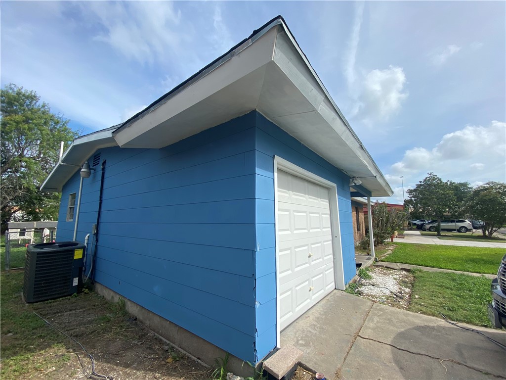 4926 Gabriel Dr Property Photo 20