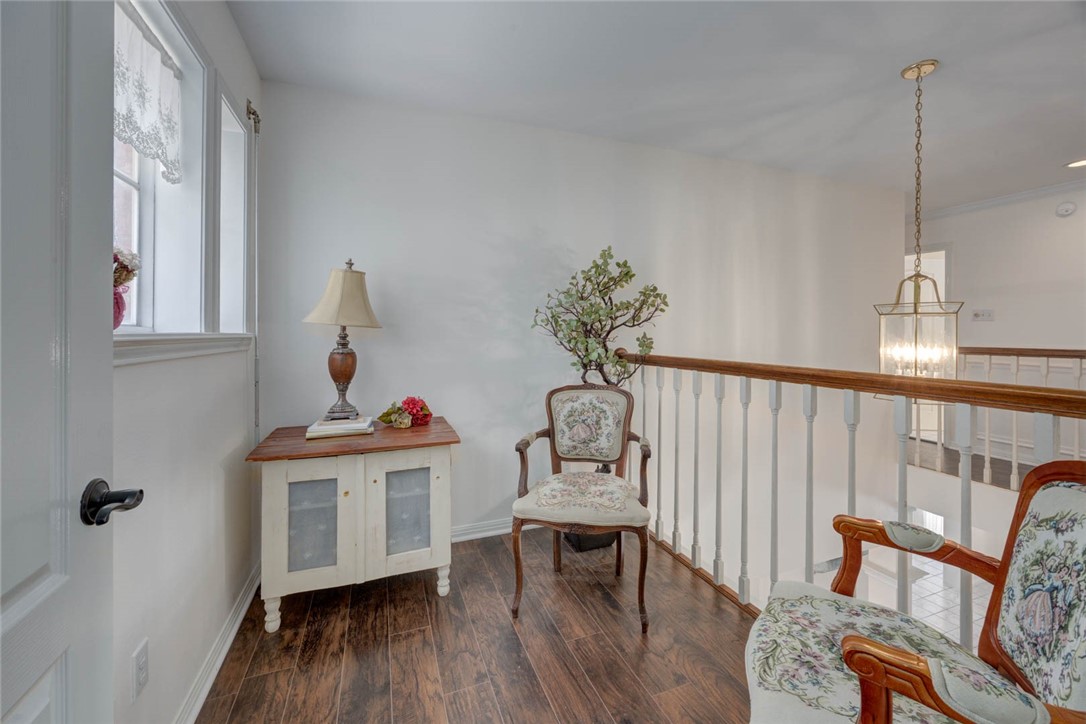 8002 Villefranche Dr Property Photo 25