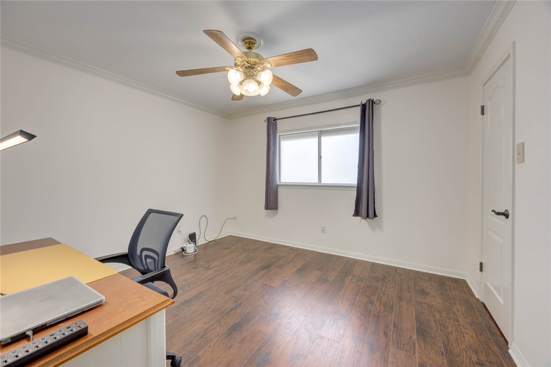 8002 Villefranche Dr Property Photo 26