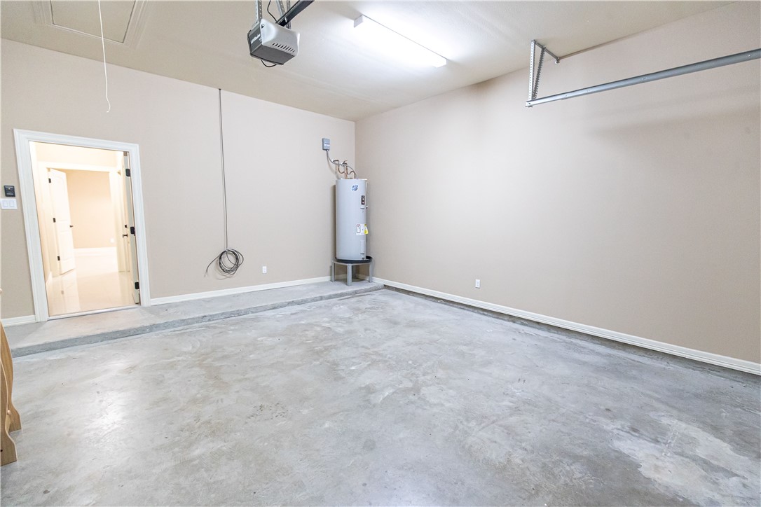 1802 The Park Dr Property Photo 29