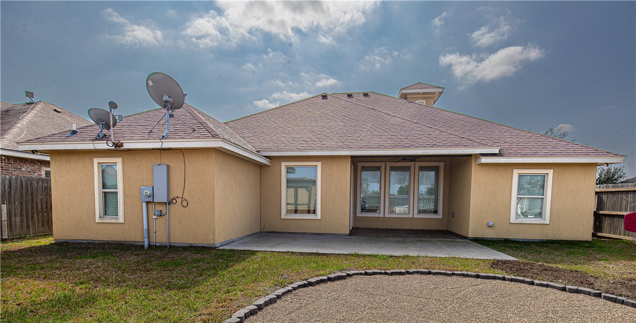 1802 The Park Dr Property Photo 31