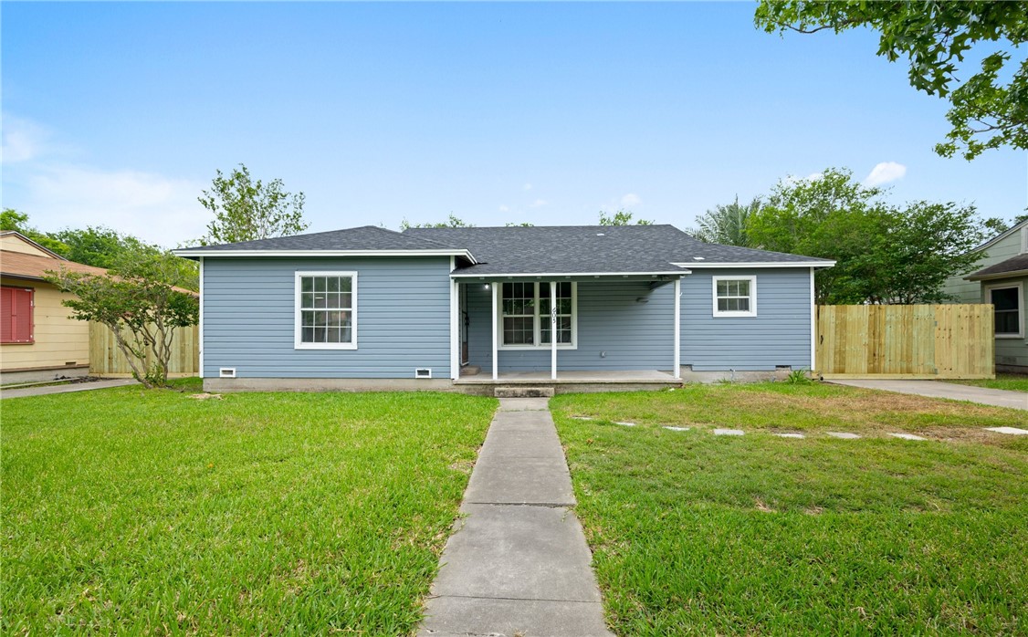 605 Indiana Ave Property Photo 1