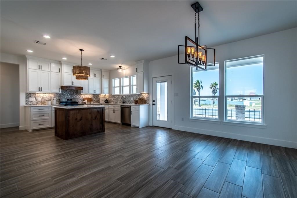 14514 W Chesapeake Property Photo 9