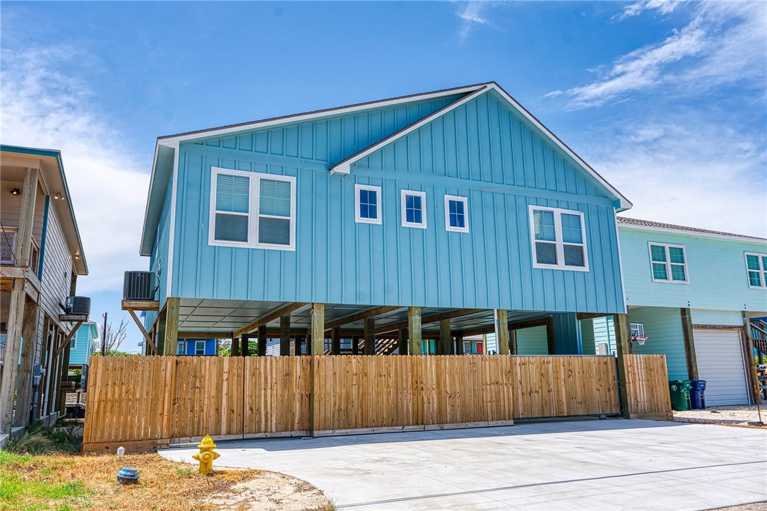 4021 Summit Dr Property Photo 3