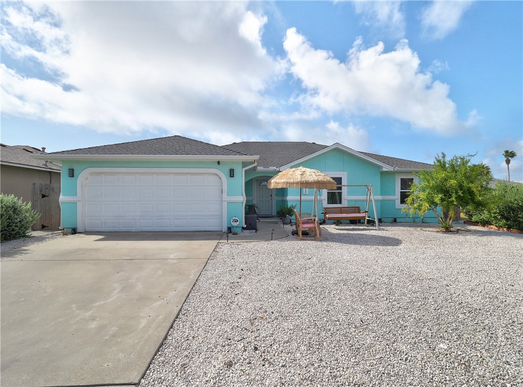 13913 Longboat Dr Property Photo 1