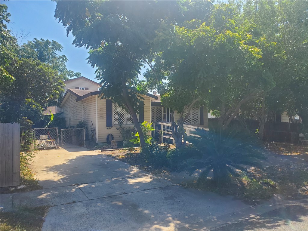 4841 Phillip Dr Property Photo 6