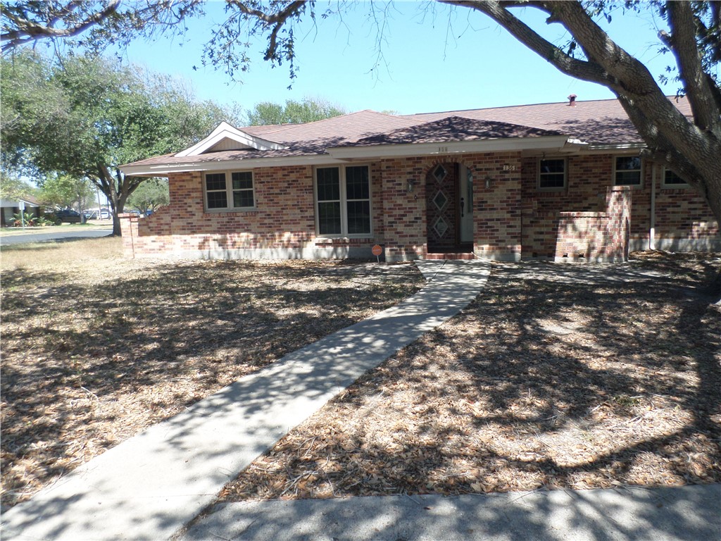 136 Granby Pl Property Photo 1