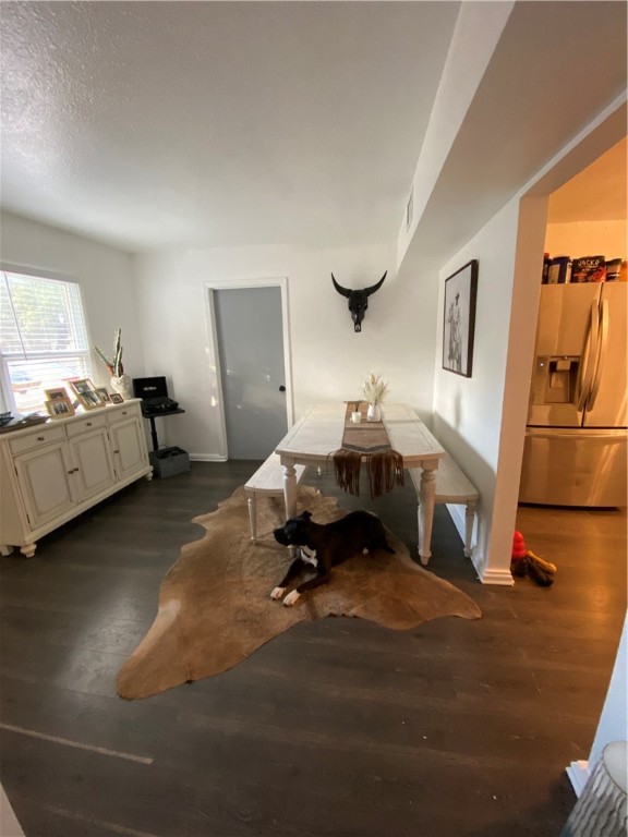 4610 Nicholson St Property Photo 8