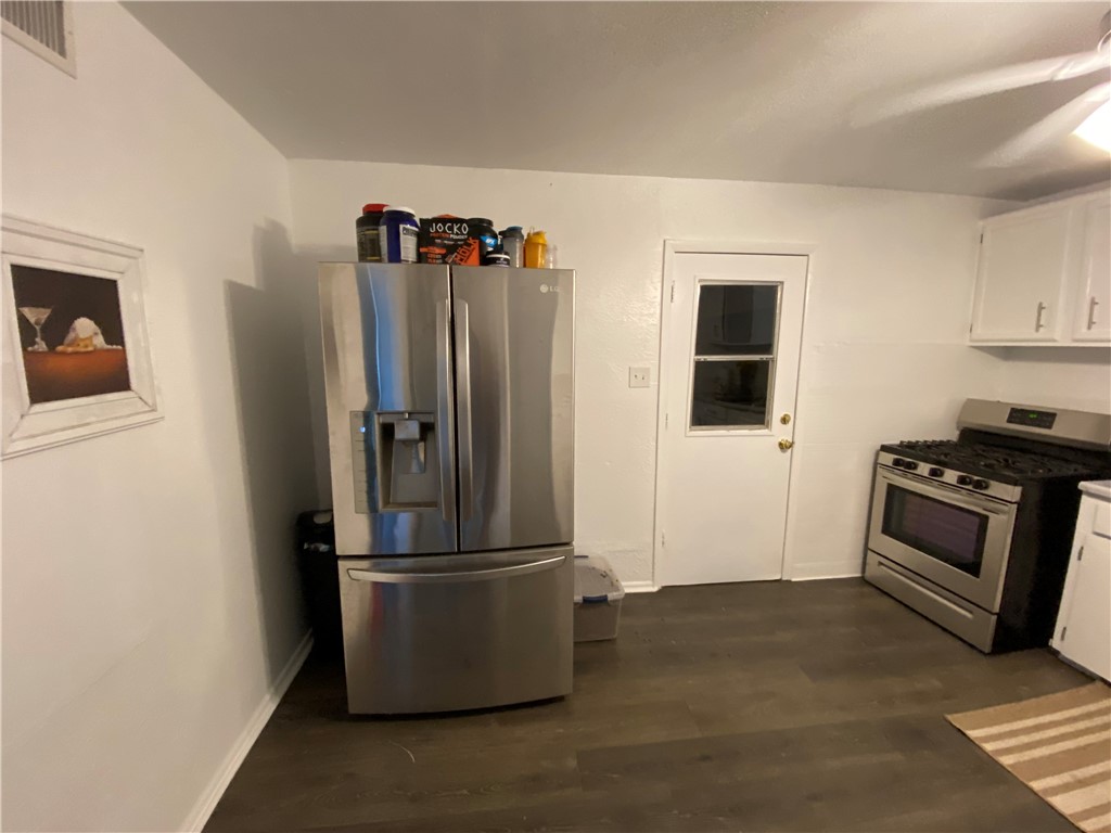 4610 Nicholson St Property Photo 13