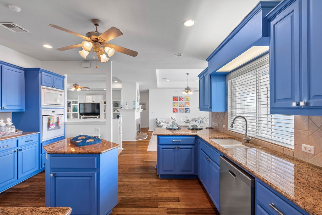 205 Sandy Cove Property Photo 9