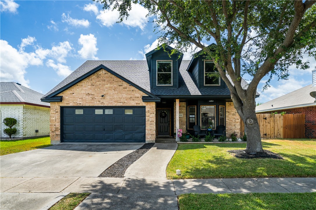 7806 Northwind Dr Property Photo 1