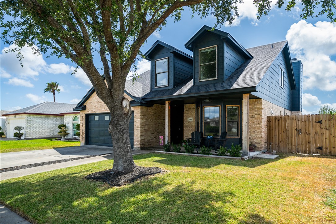 7806 Northwind Dr Property Photo 4