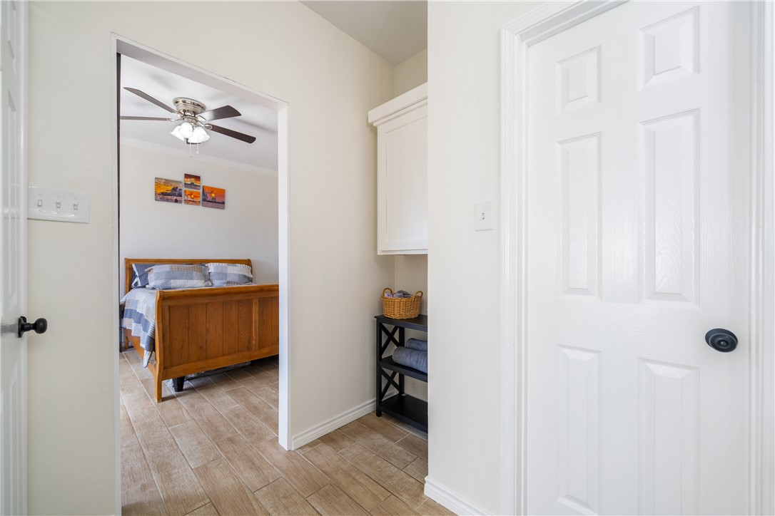 7806 Northwind Dr Property Photo 21