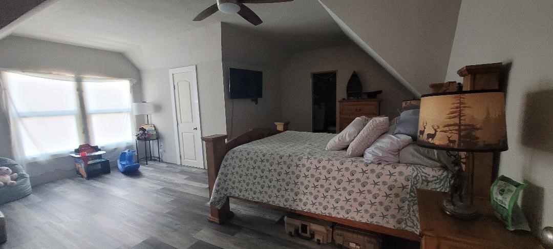 405 E Purisima St Property Photo 4