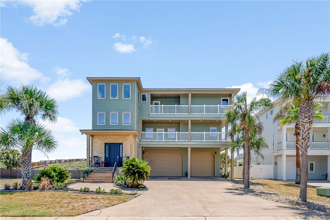 846 Oceanside Property Photo 1