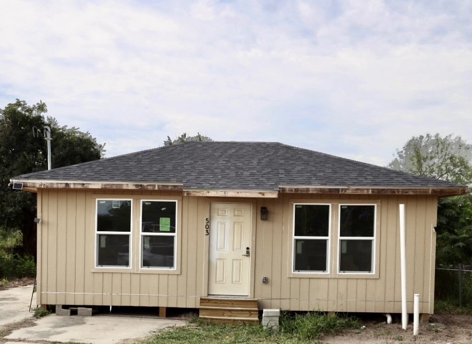 503 Oliver St Property Photo 2