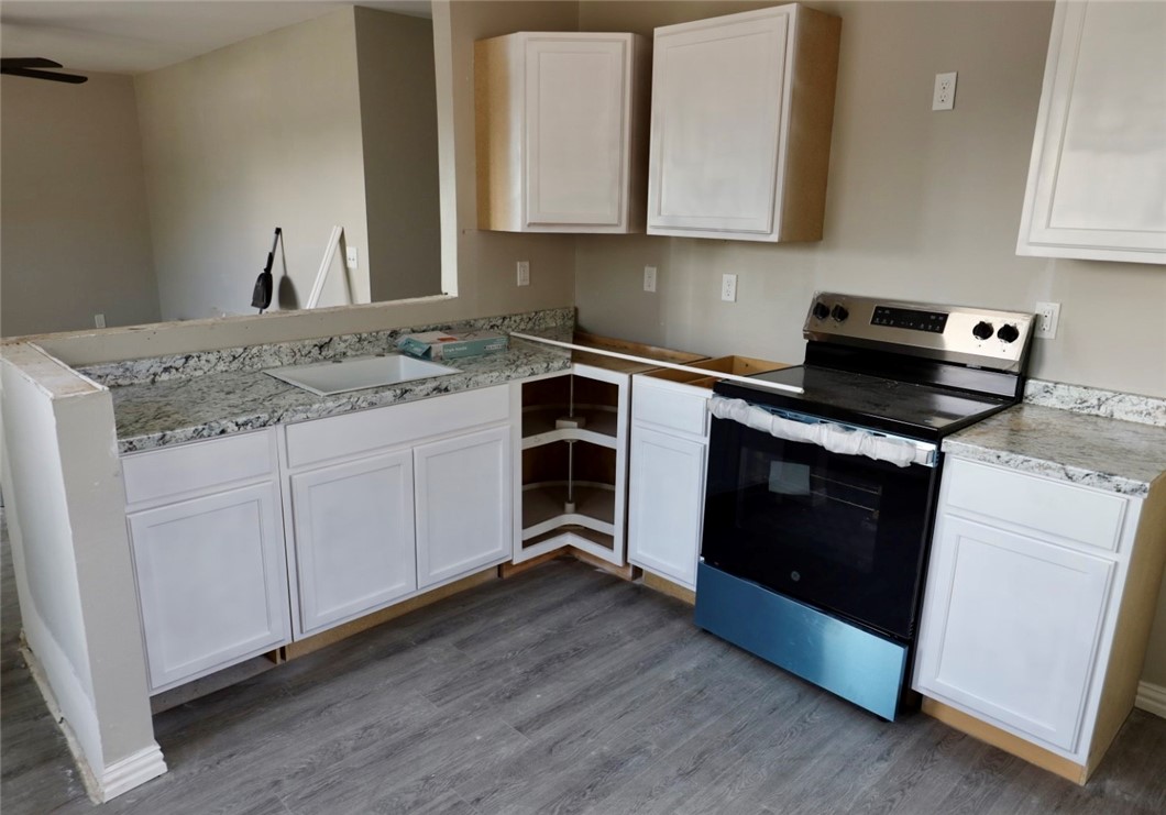 503 Oliver St Property Photo 6