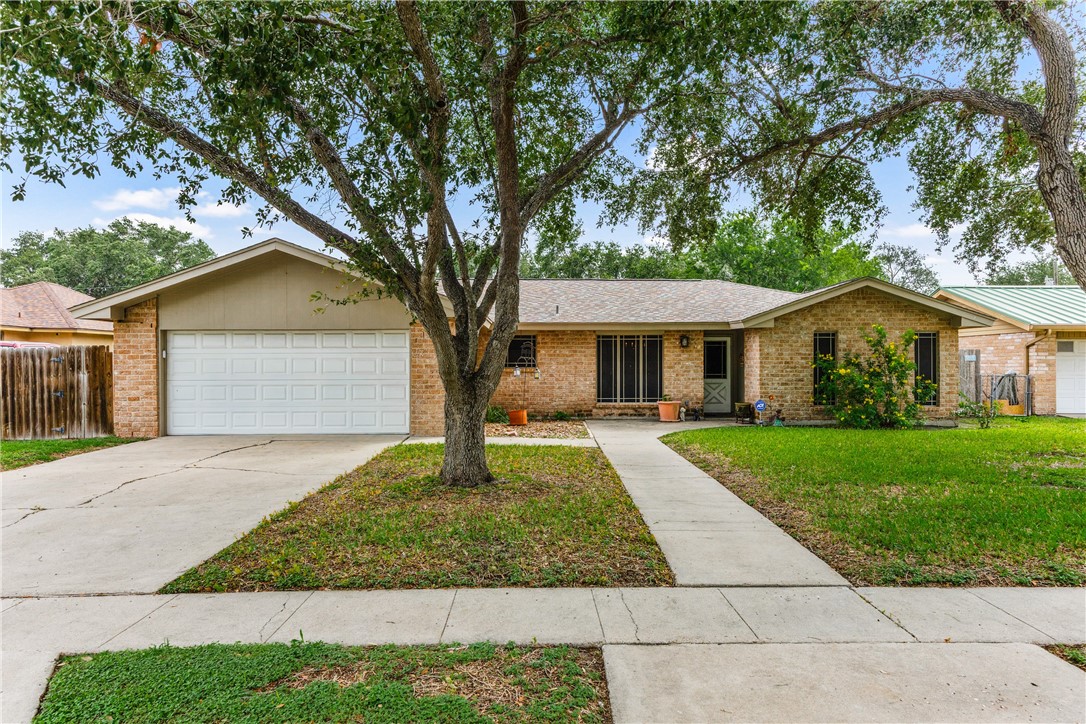 546 Vista Dr Property Photo 1