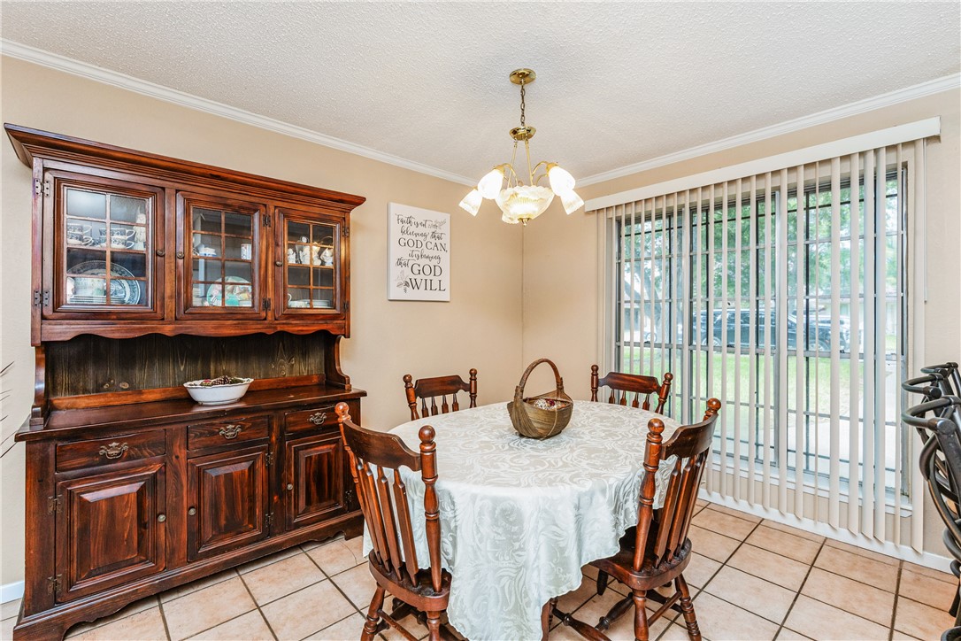 546 Vista Dr Property Photo 16