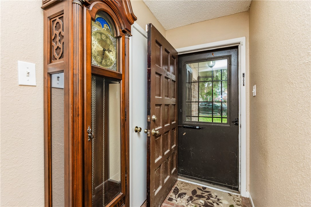 546 Vista Dr Property Photo 24