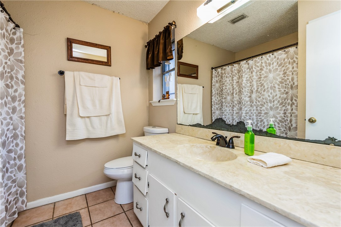 546 Vista Dr Property Photo 28