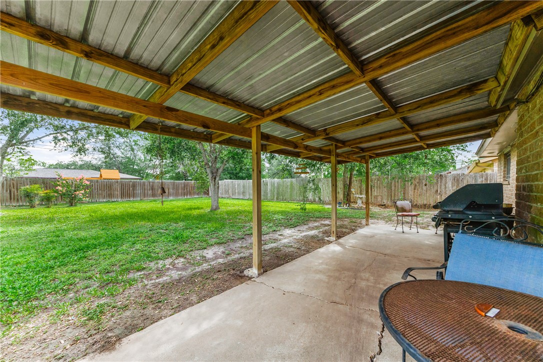 546 Vista Dr Property Photo 31