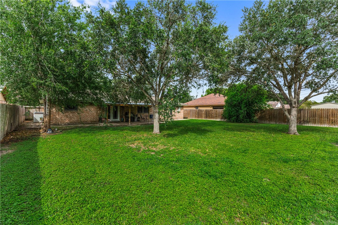 546 Vista Dr Property Photo 34