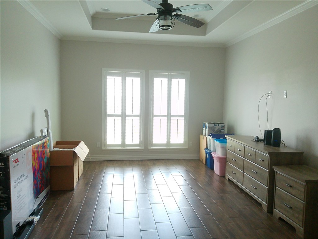 8206 Big Bend Dr Property Photo 16