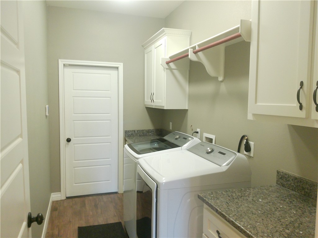 8206 Big Bend Dr Property Photo 18