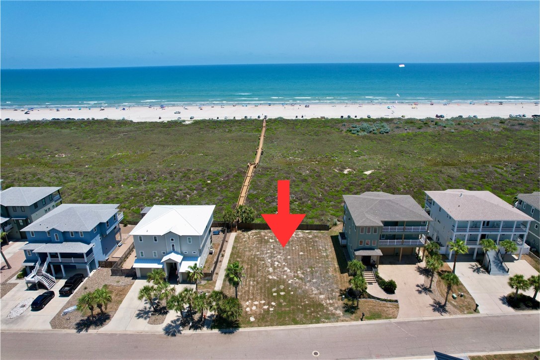 854 Oceanside Dr Property Photo 1