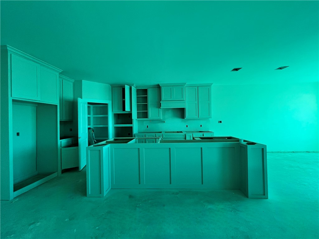 4201 Fold Lane Property Photo 7