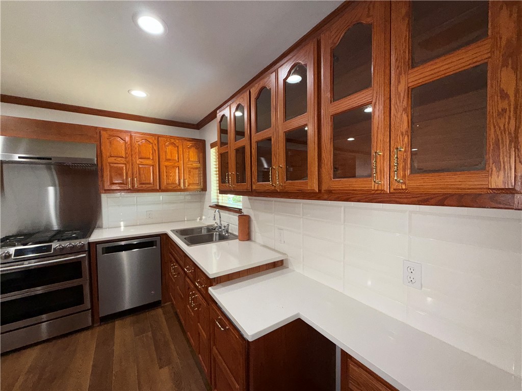 216 E Broadway Ave Property Photo 6