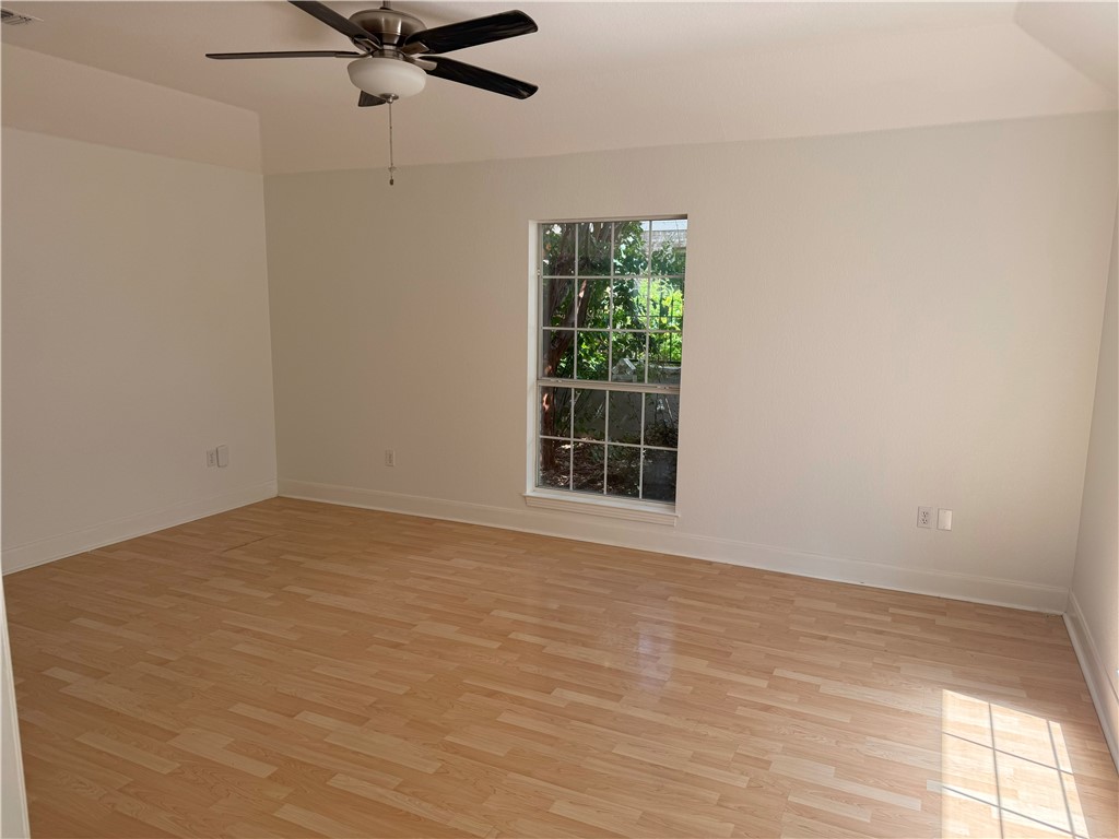 1132 5th Property Photo 14