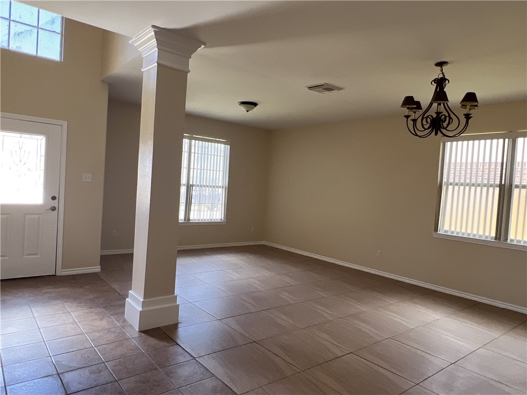 3905 Annemasse Dr Property Photo 2