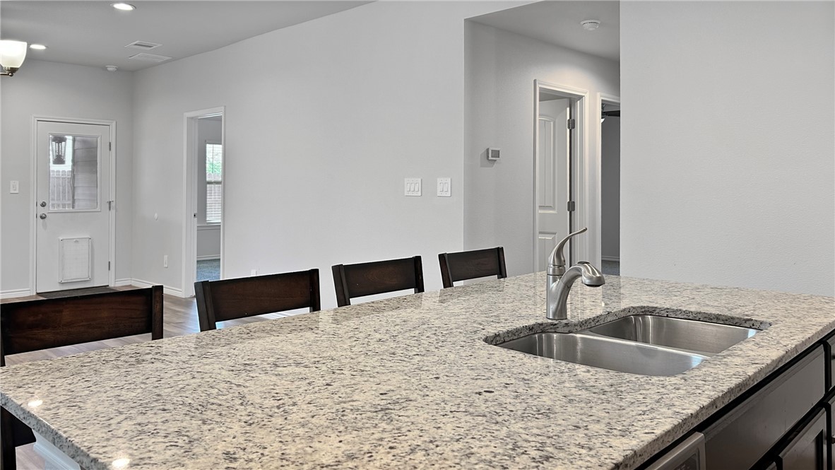 2673 Abbey Rd Property Photo 8