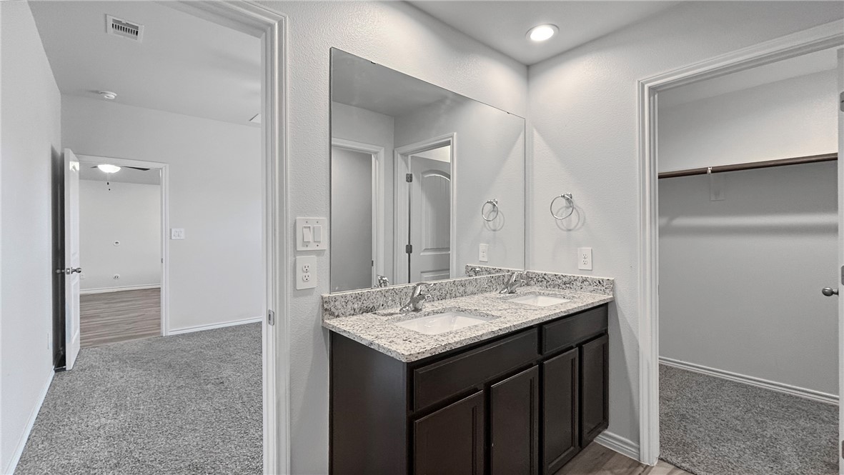 2673 Abbey Rd Property Photo 15