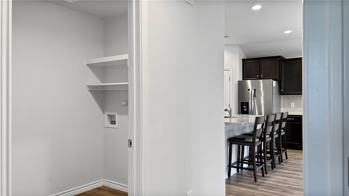 2673 Abbey Rd Property Photo 23