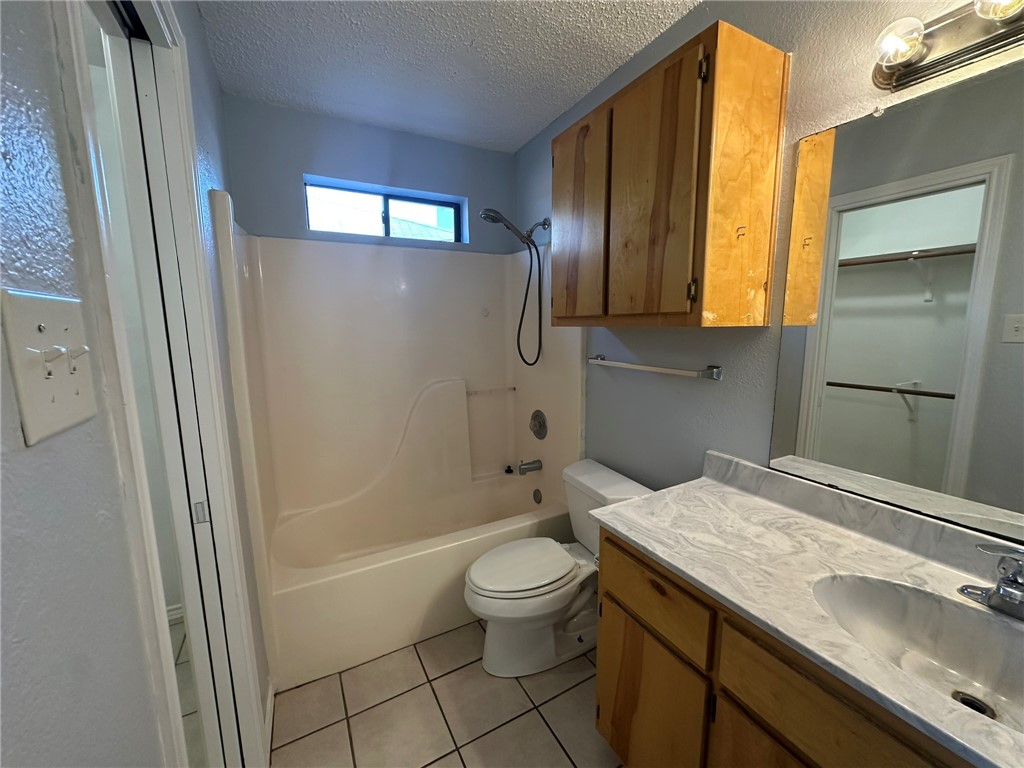 2189 Spring Park Dr Property Photo 17