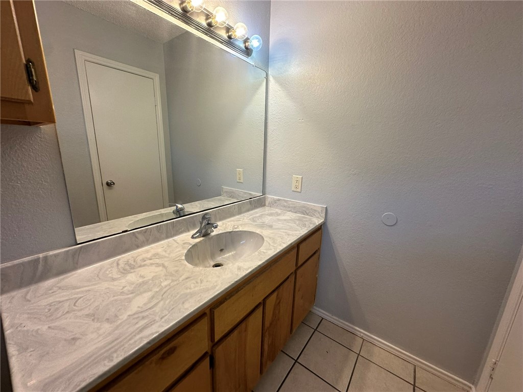 2189 Spring Park Dr Property Photo 18